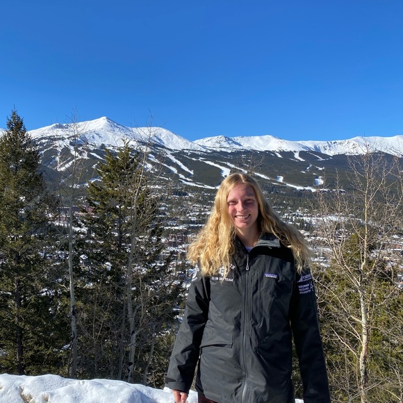 Meet your Posher, Kelly - Picture 1 of 1